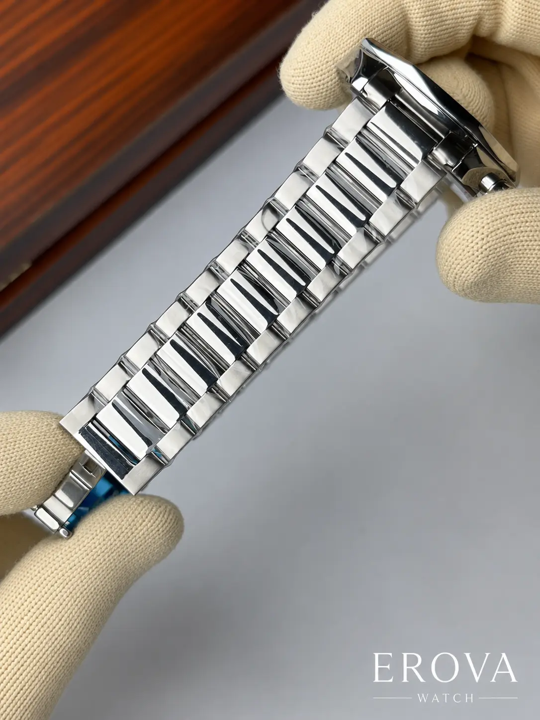 Octagon Chronograph - Image 9